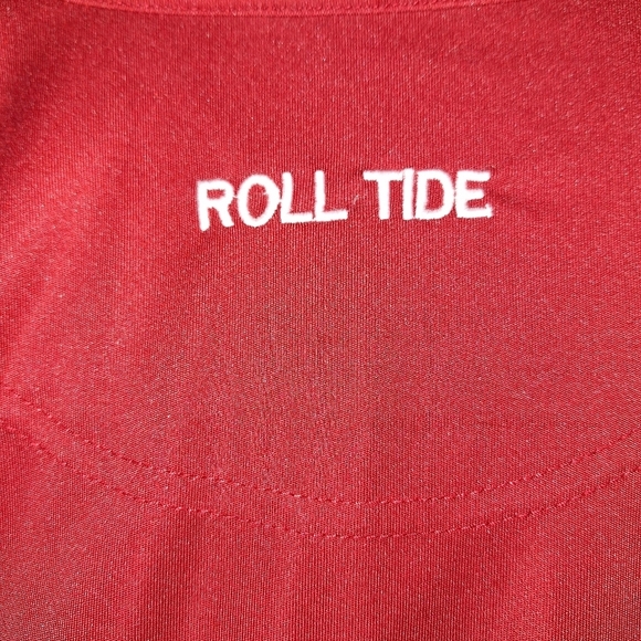 A Ray Hills Alabama Polo in great condition in a men's size small. - Picture 5 of 7